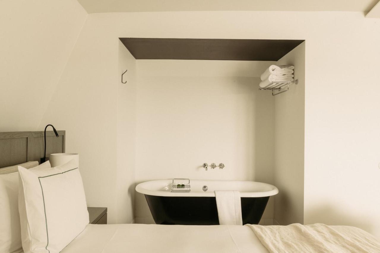 August Hotel 4*